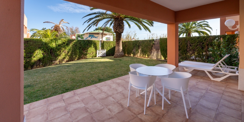Classic Family Suite  with private garden
